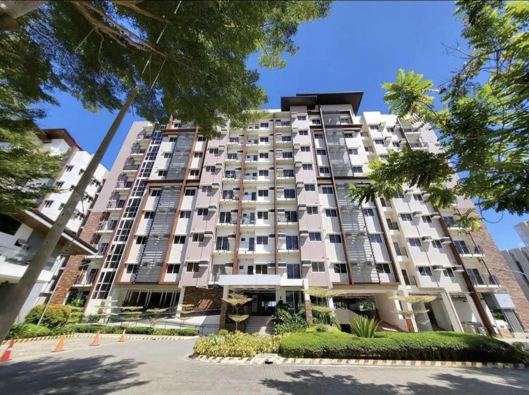 Spacious Minimalist Studio At Matina Enclaves Davao Stadt Exterior foto
